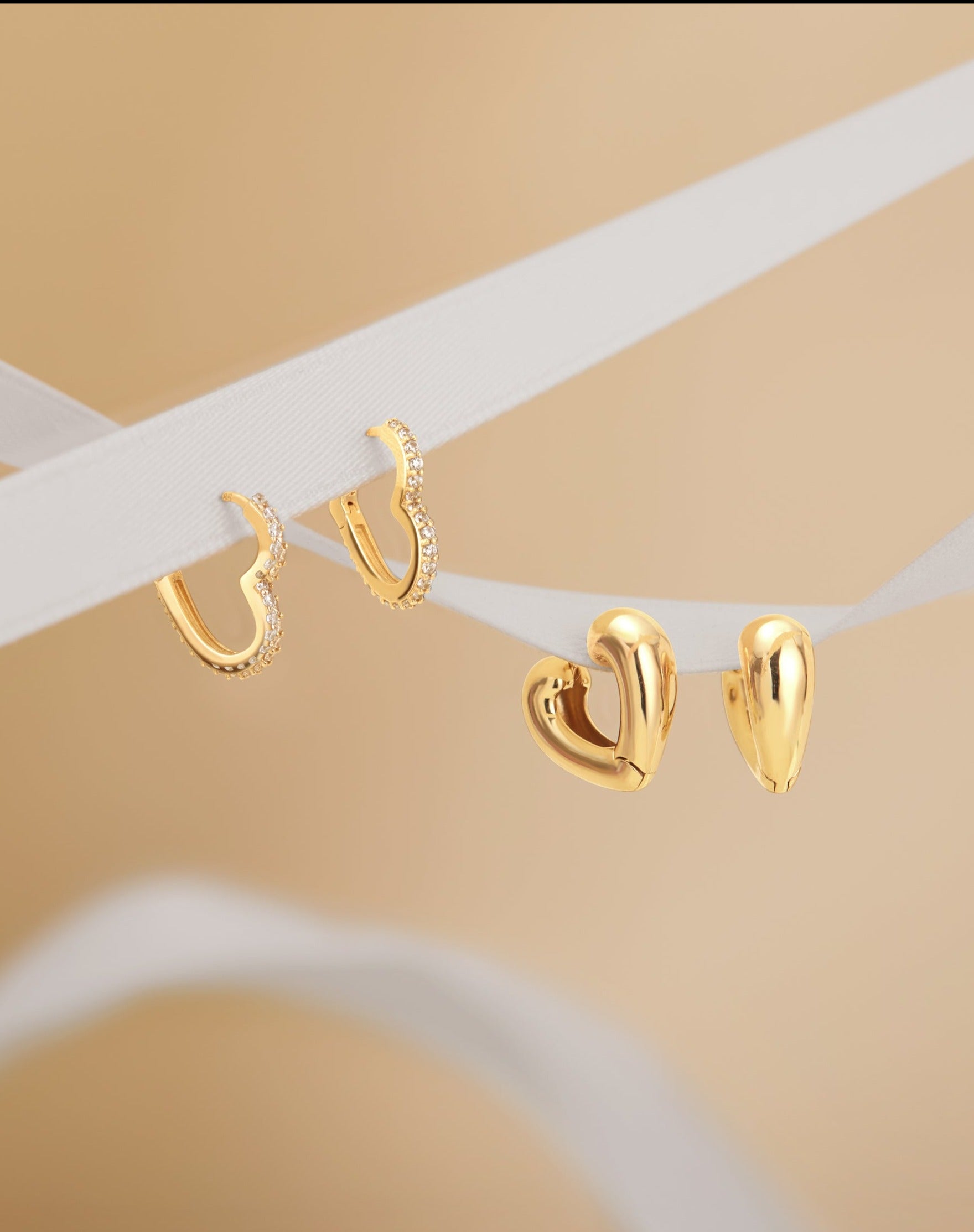 Dazzle Heart Earring
