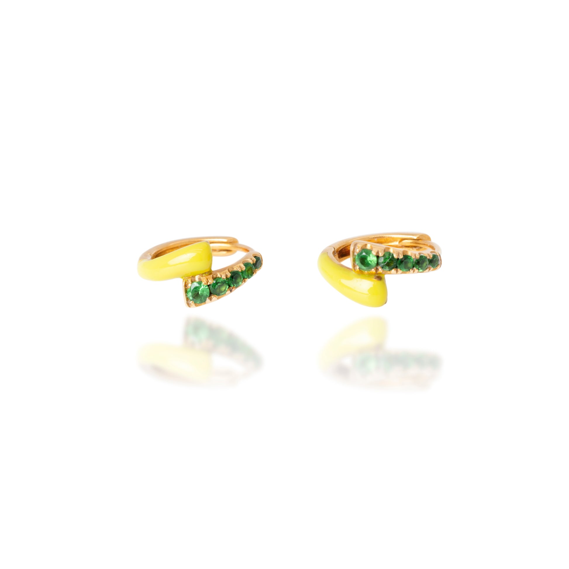Zest Huggie Earring