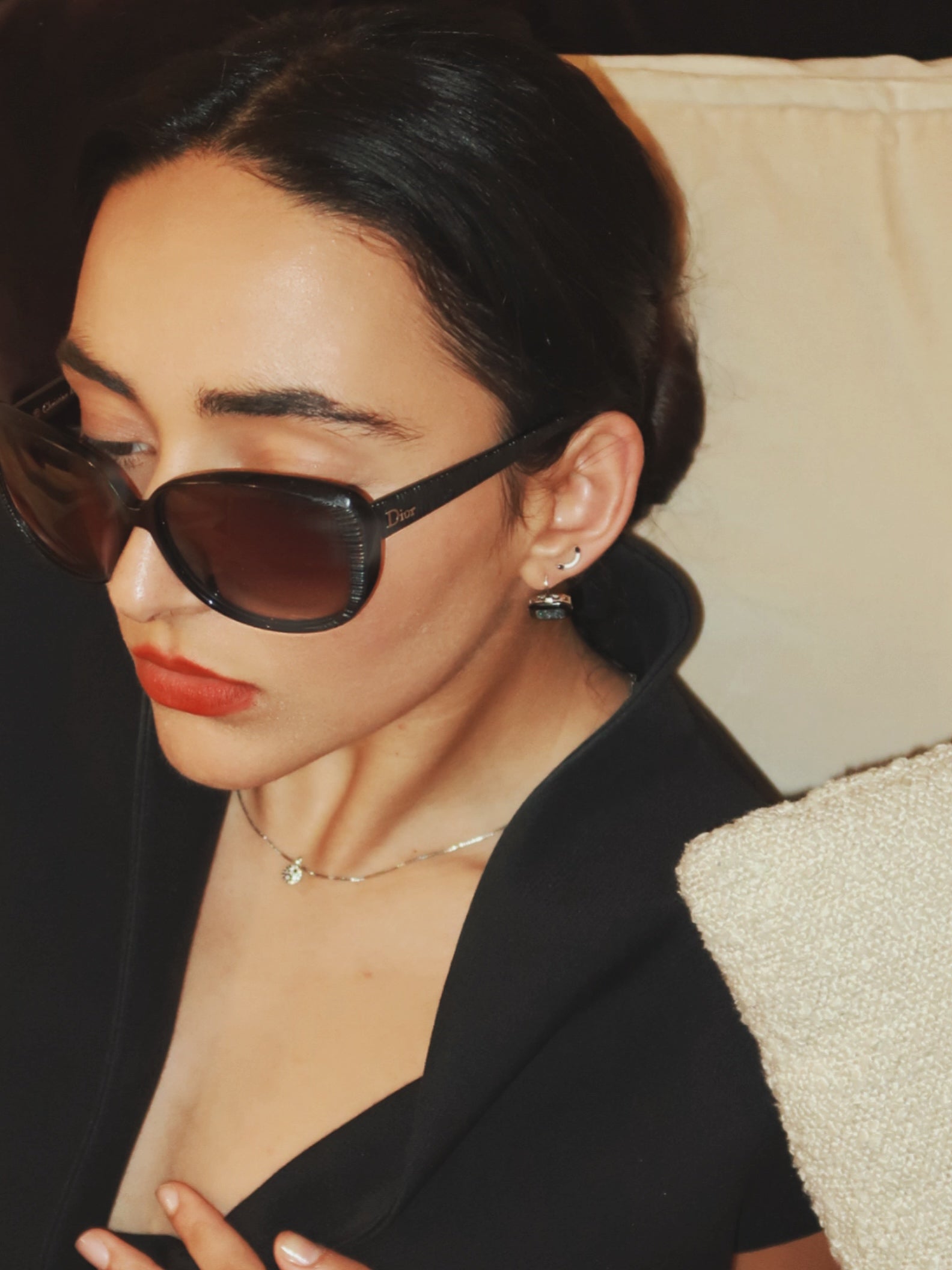 Curve Sapphire Stud Earring