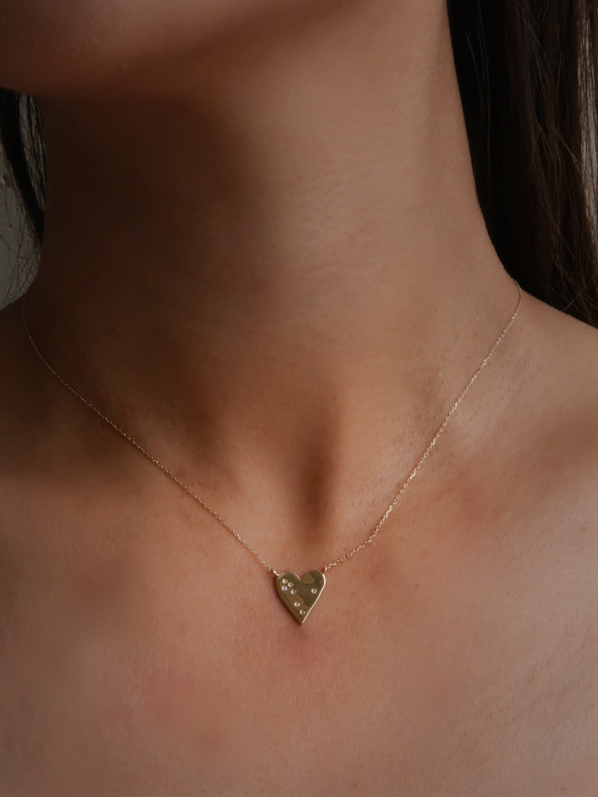 Classic Heart Necklace in Solid Gold