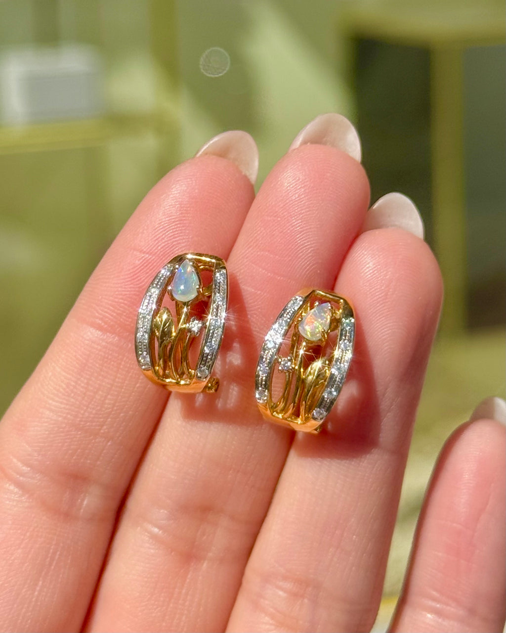 Tulipe Opal Hoop Earrings