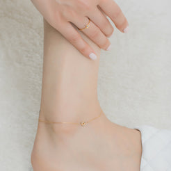 Balance Water Anklet in Solid Gold