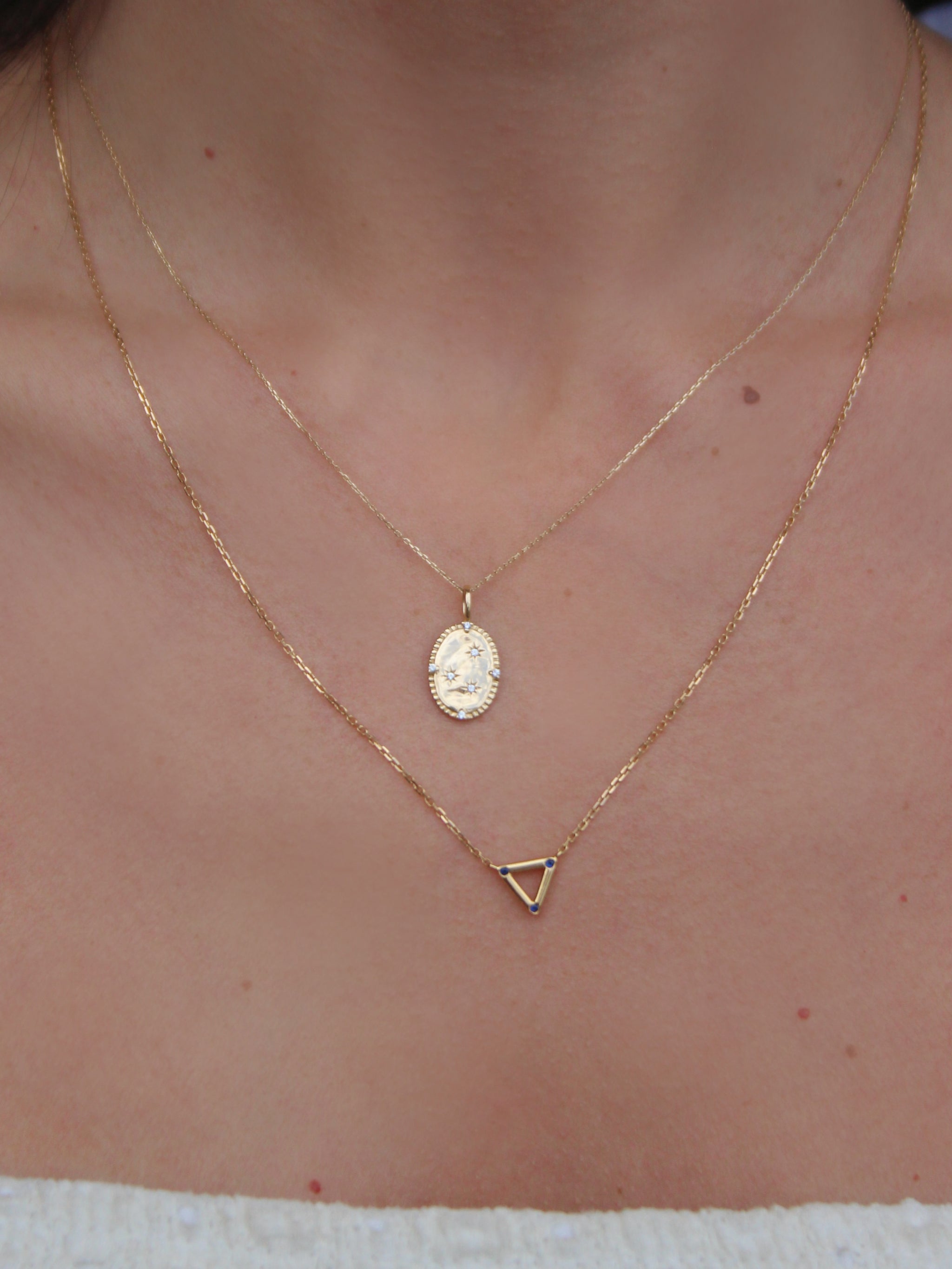 Balance Water Necklace in Solid Gold