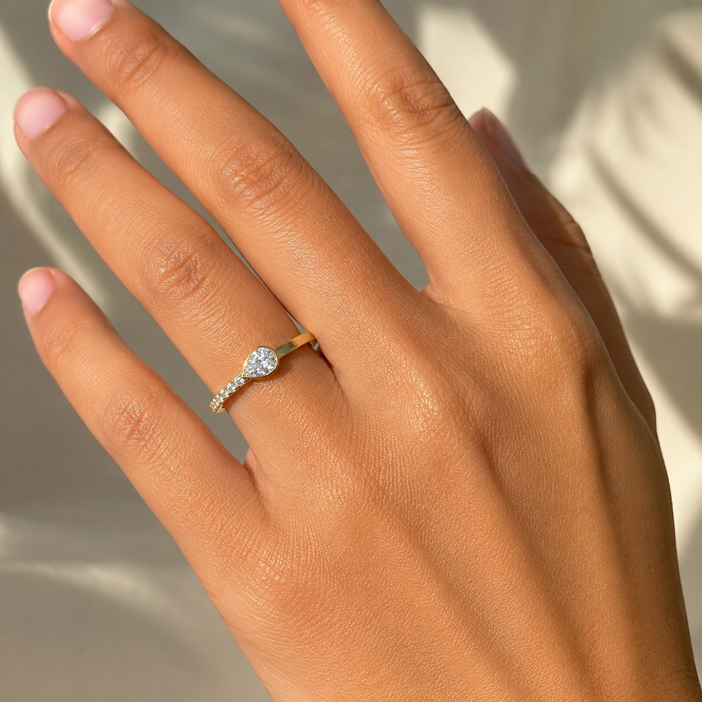 Solana Pear Ring