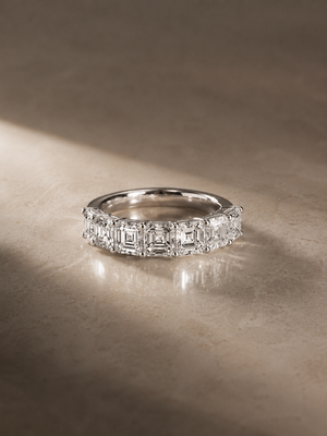 Royauté Diamond Ring