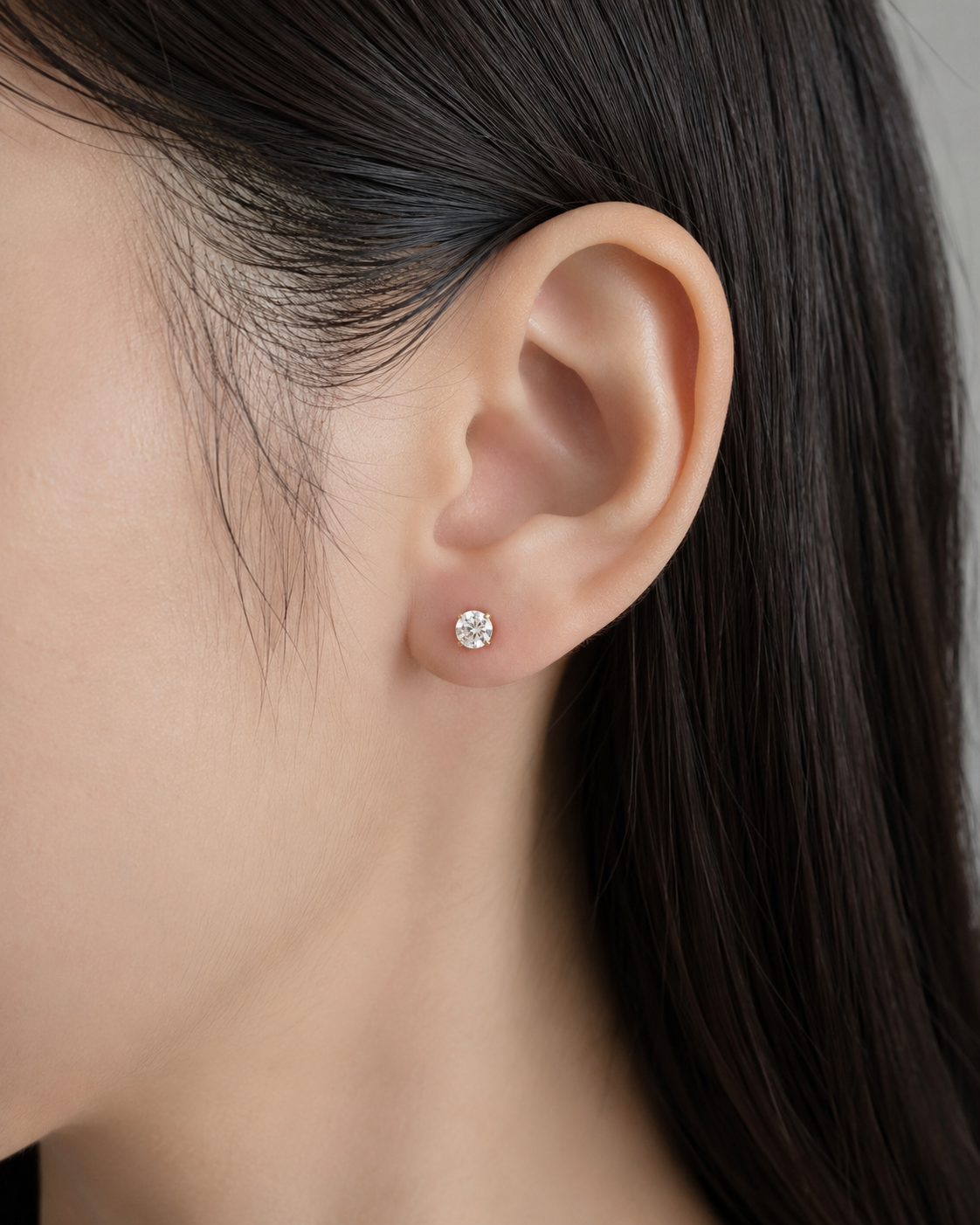 Essence Diamond Flatback Earring