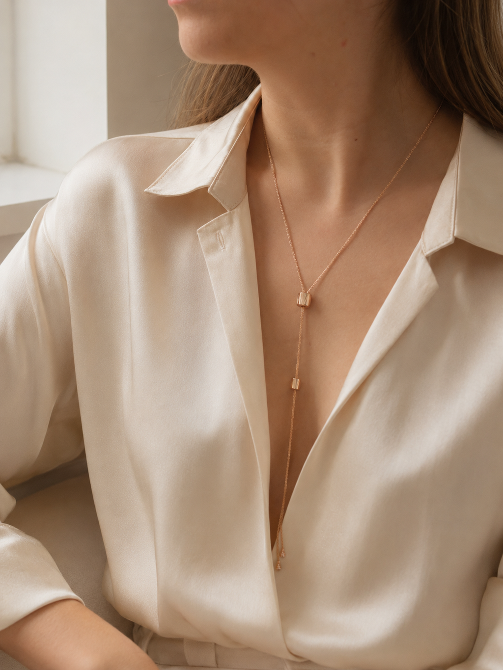 Coulisse Diamond Necklace