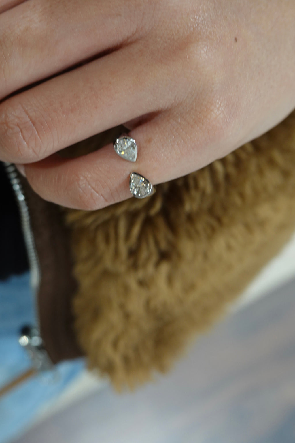 Petit Éclat Ring