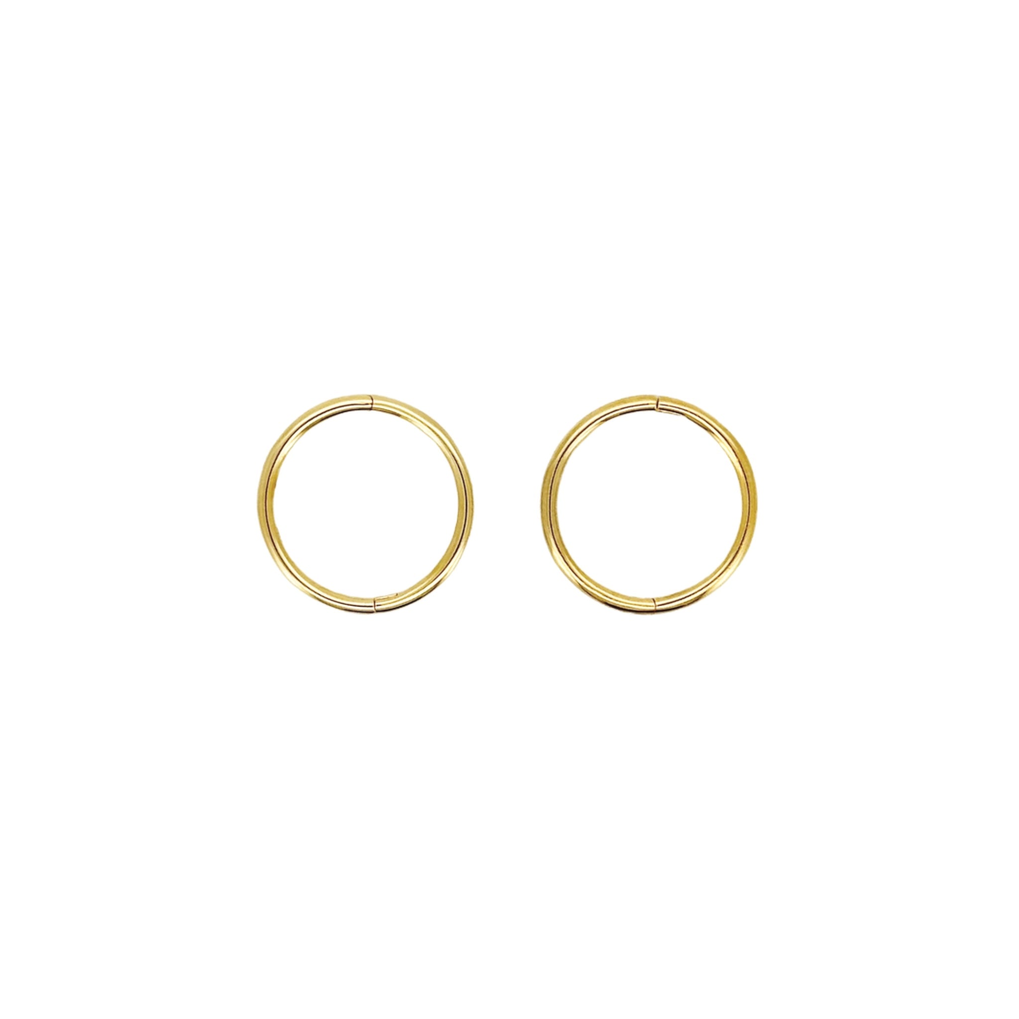 Eternal Huggie Earring in Solid Gold