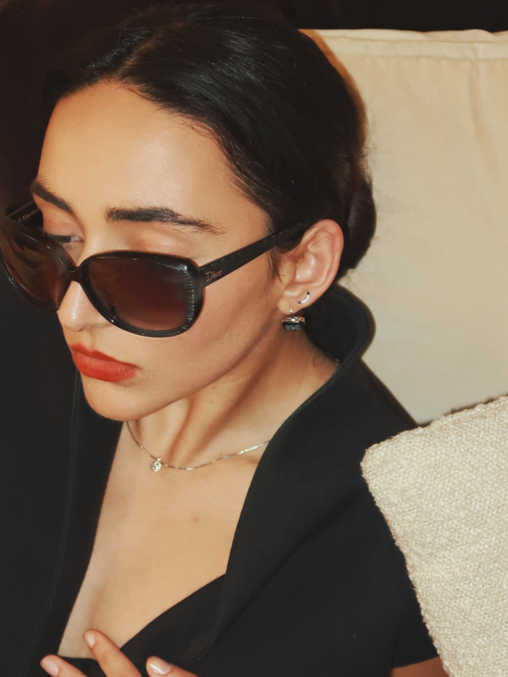 Curve Sapphire Stud Earring