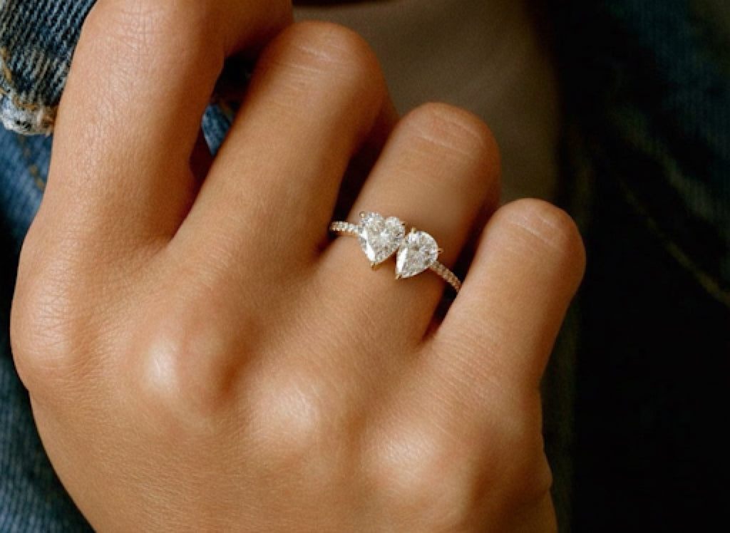 Lyra Twin Heart Ring