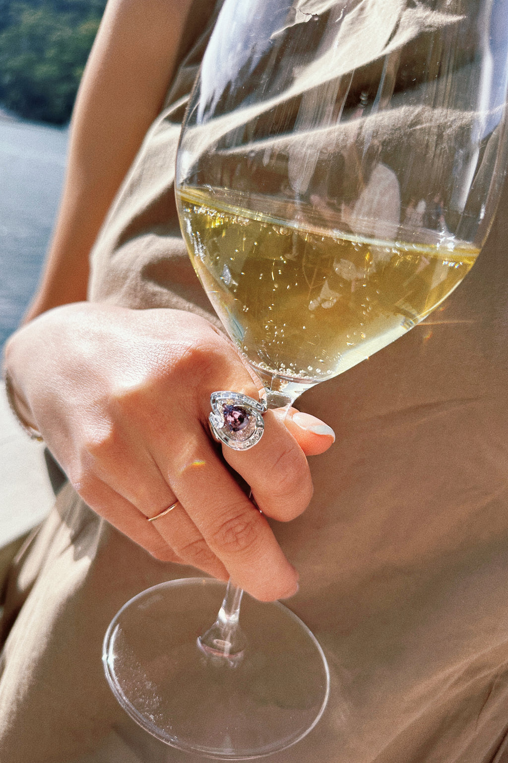 Violette Spinel Ring