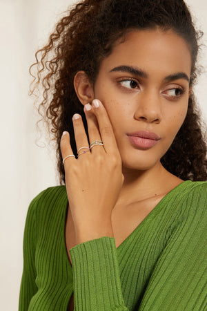 Frost Curve Enamel Ring