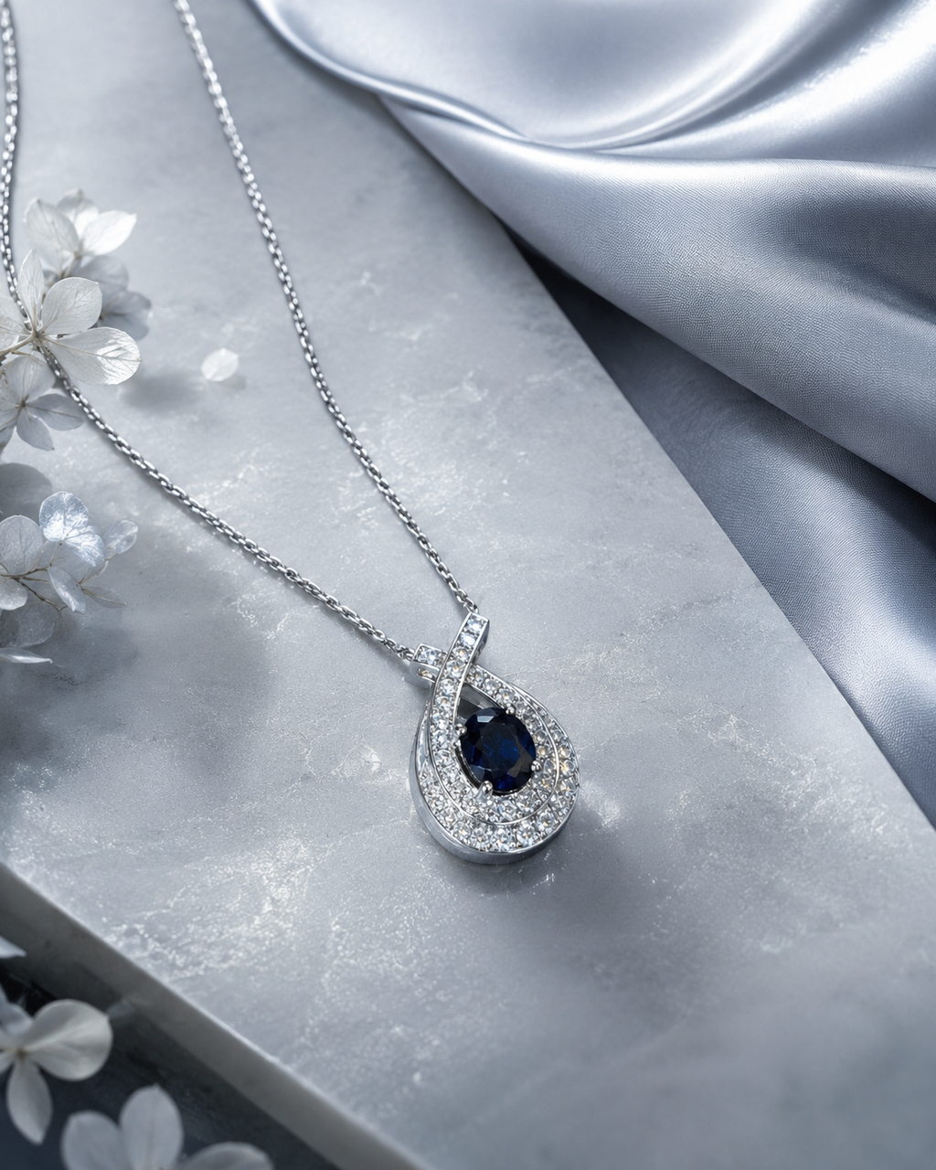 The Ceylon Necklace
