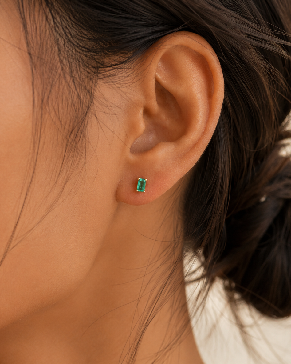 Verdéa Emerald Flatback Earring
