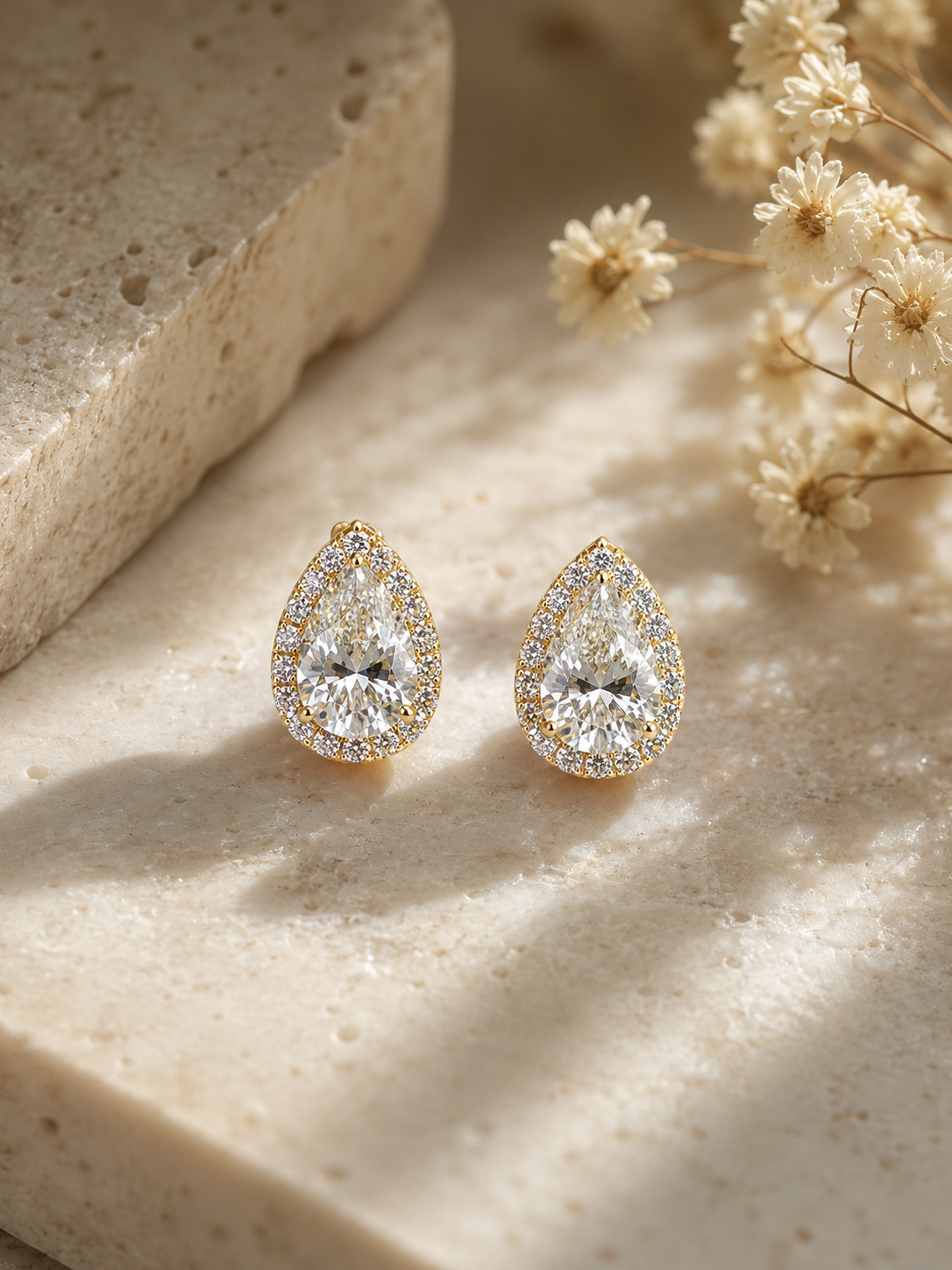 Larme Halo Earrings