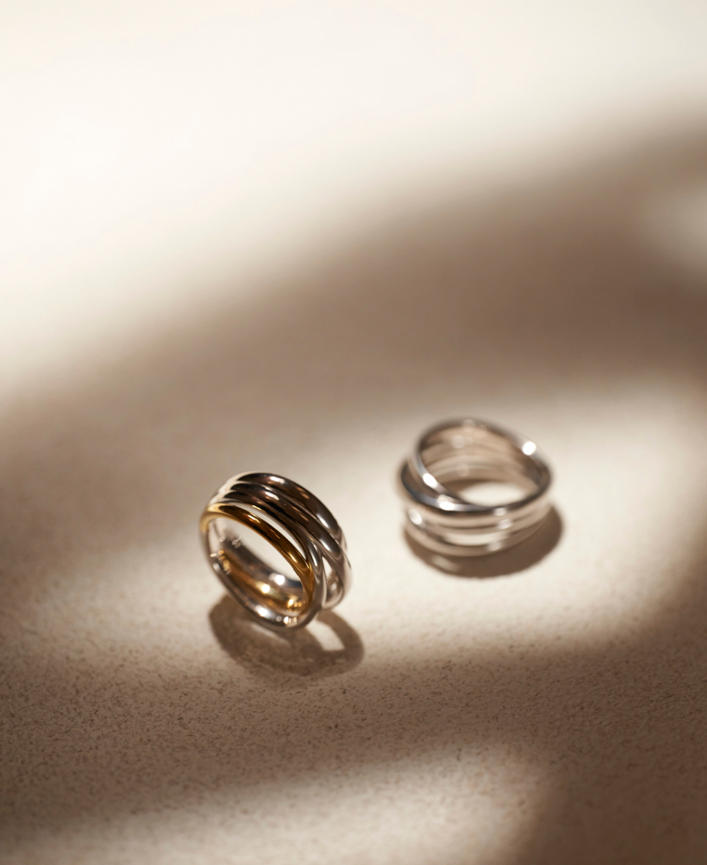 Dual Orbit Ring