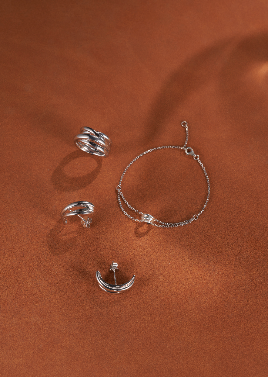 Oui Orbit Bracelet