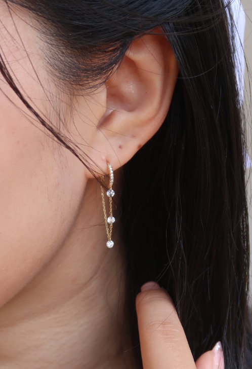 Étoile Diamond Drop Huggie