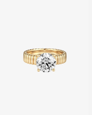 Ribbed Soliatire Diamond Ring