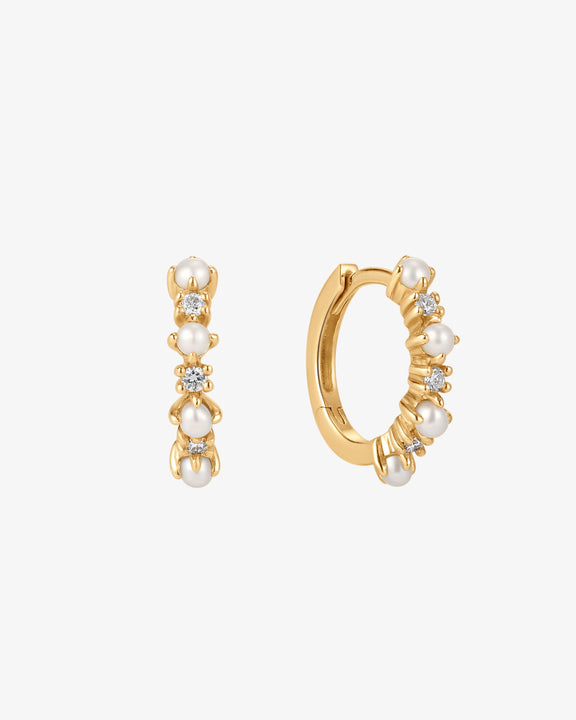 Angel’s Halo Huggie Earring