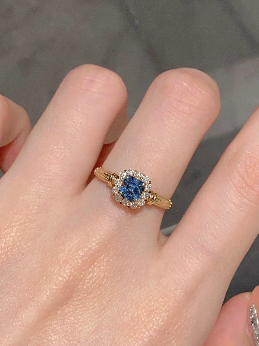 Azur Aquamarine Ring