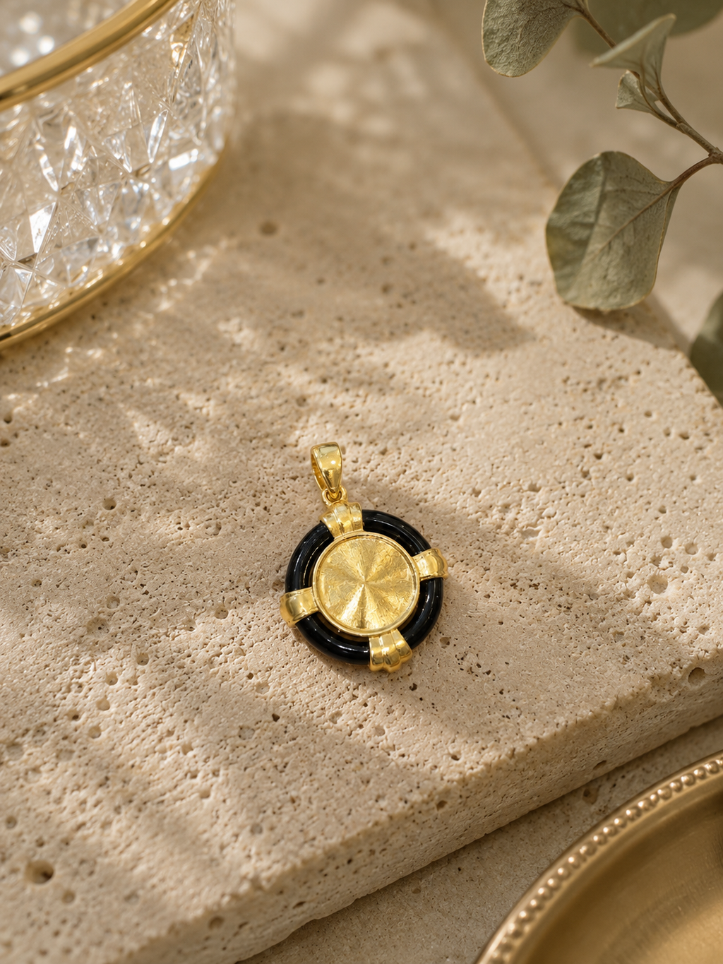 Verdure Emerald Pendant