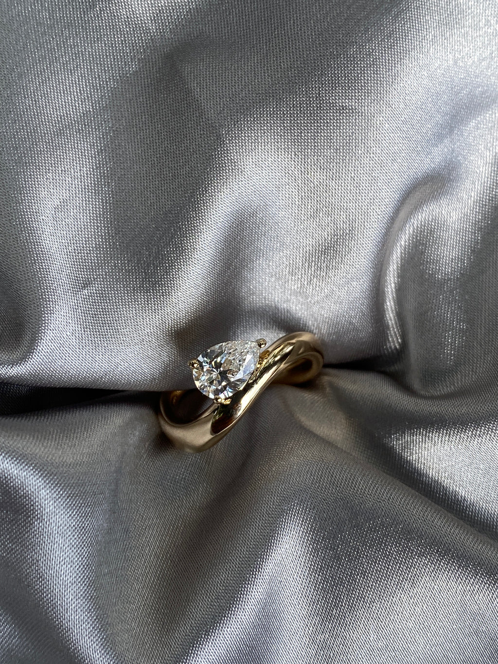 Infina Diamond Ring