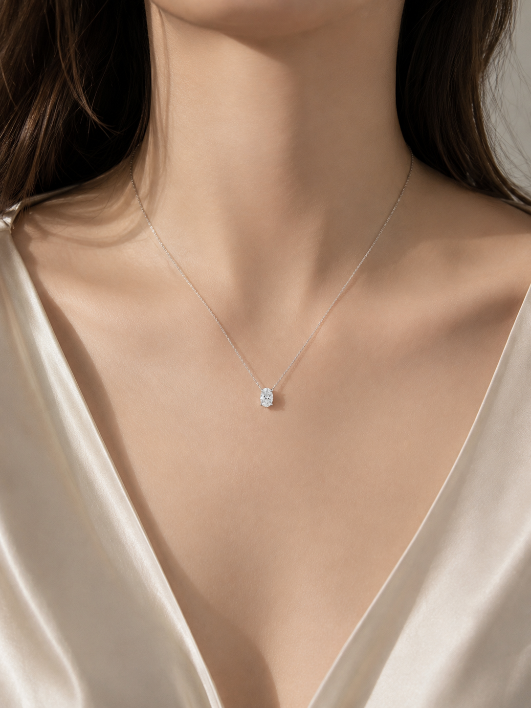 Ovale Diamond Necklace