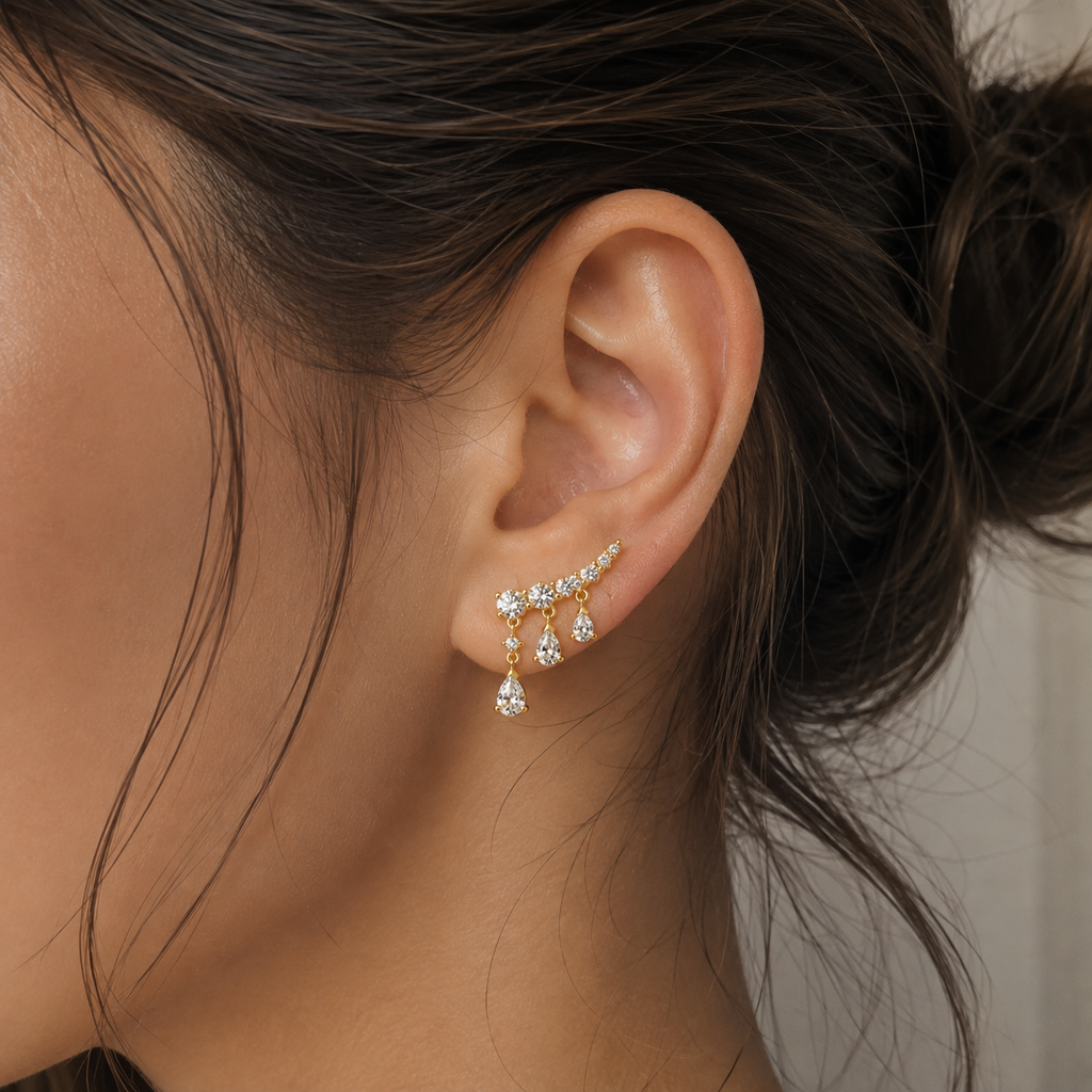 Pluie Diamond Ear Climber