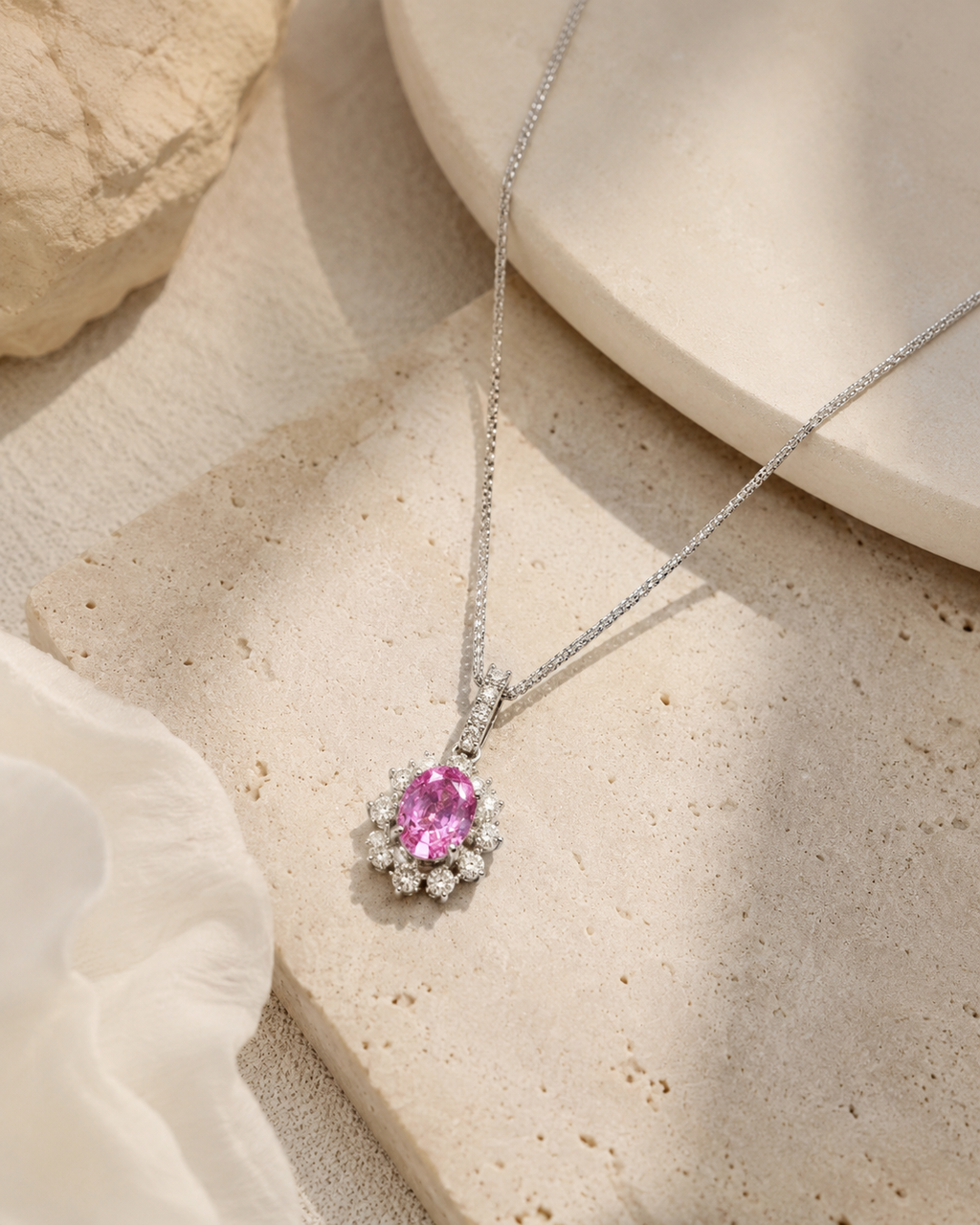 Flocon Sapphire Pendant