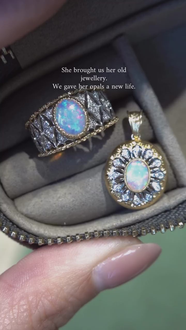 Rosace Opal Ring