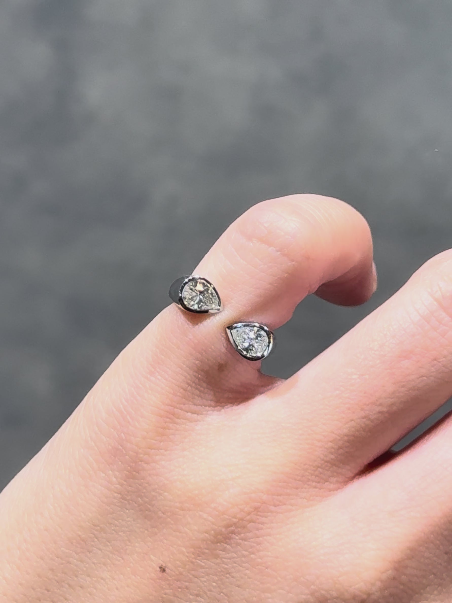 Petit Éclat Ring