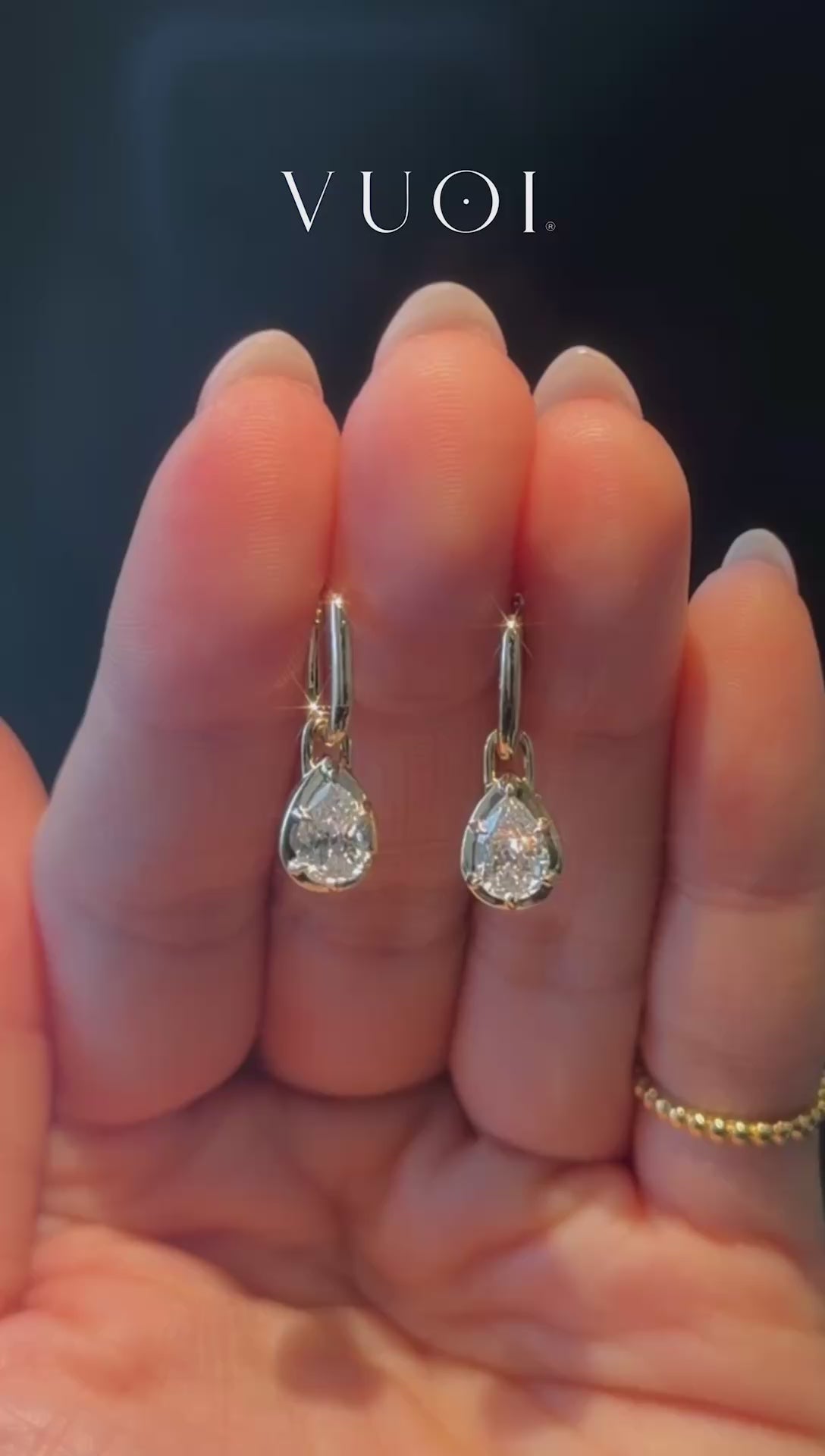 Larme Convertible Huggie Earrings