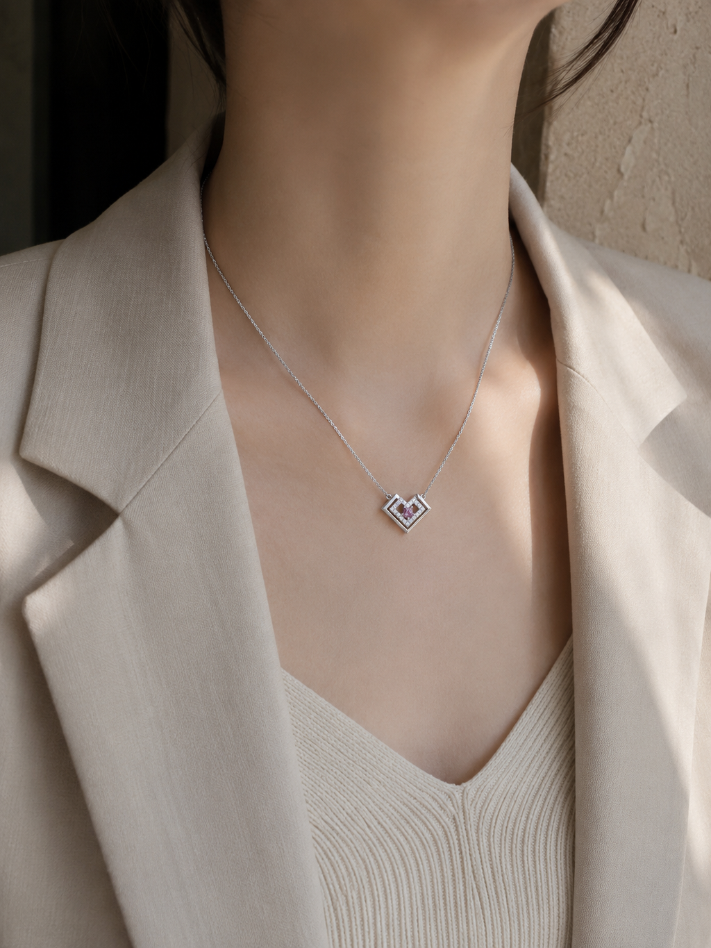 Écusson Spinel Necklace